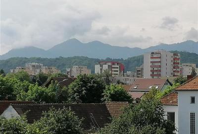 Proprietate deosebita, pe 4 camere, 140 mp, curte amenajata, Central, Brasov - 11