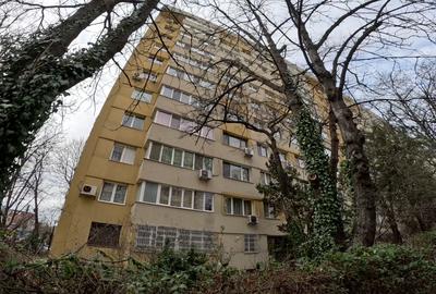 Apartament cu 2 camere semidecomandat, mobilat în Obor