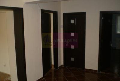 Apartament 3 camere pe bd Decebal - 6