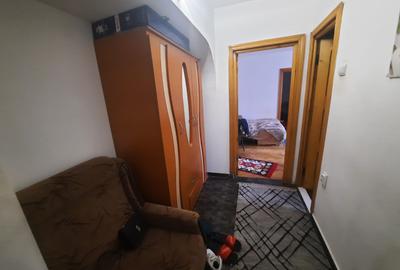 Apartament cu 2 camere, etajul 1/4, zona Podu Ros - 5