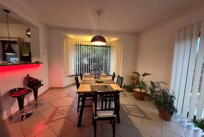 Casă individuală P+1E, construită în 2013–zonă liniștită, exclusiv de case - 7