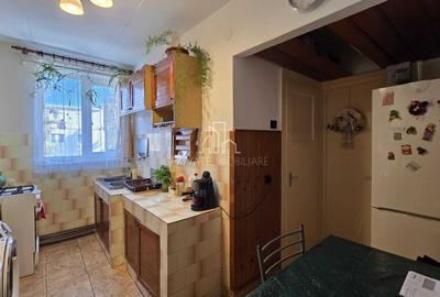 Apartament 2 Camere Et.3/4 Decomandat,  Vanzare, Aleea Carpati - 3