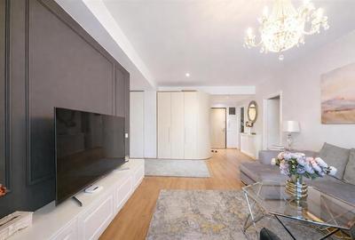 Apartament cu 3 camere semidecomandat, mobilat în Iancu Nicolae