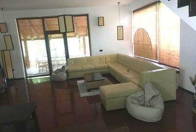 Casa D+P+E de inchiriat in Alba Iulia zona CETATE 350 mp si Teren 600 mp - 5