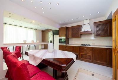 Vanzare apartament 3 camere in Vila pe Drumul de Poiana - 5
