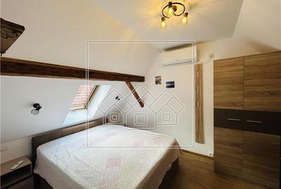 Casa de vanzare in Sibiu - Cisnadioara - 5 camere si 4 bai - - 25