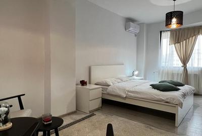 Garsonieră decomandată, mobilată în Unirii