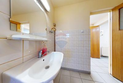 Oportunitate premium Inchiriere spațiu comercial în Piața Astra Brasov - 12