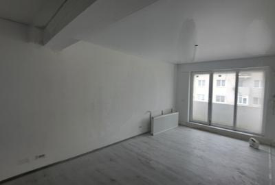 APARTAMENT 3 CAMERE DECOMANDAT BLOC NOU-  PRET PROMOTIONAL - BLOC SUPERB - 47