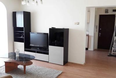 Apartament 3 Camere Stefan cel Mare cu Centrala Proprie