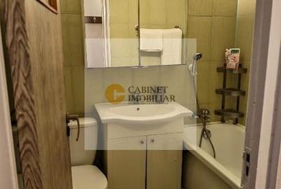 2 camere | 3/10 | Decomandat | Râul Doamnei – loc parcare ADP - 10