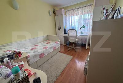 Apartament 3 camere, 70 mp, zona Nicolina - 5