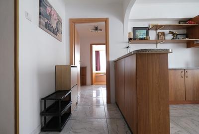 Cal. CALARASILOR, apartament 2 camere decomandate, mobilate si utilate, etaj 6/8 - 10