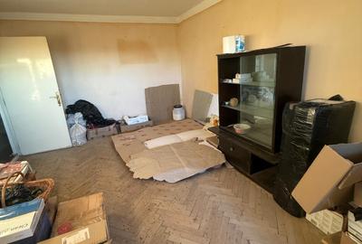 Apartament 3 camere – Bulevardul Independenței etaj 2/3 - 2