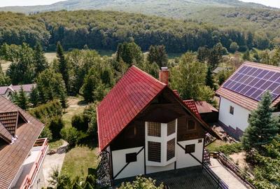 Vilă cu 6 camere, teren de 1000mp, într-un resort montan privat - 54