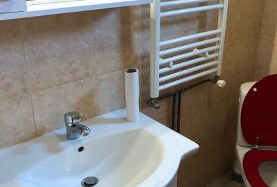 Chirie ap.1 camera , decomandat, amenajat-zona Lic.Unirea-la 10 min de UMF - 8