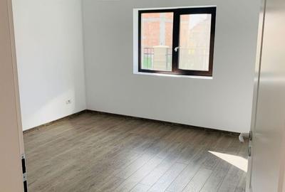 Casa Parter Sanmihaiul Roman,4 Camere,2 Bai,Terasa Acoperita,Toate Utilitatile - 8