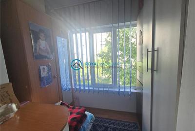 Royal Imobiliare - Vanzare apartament 3 camere zona Paltinis - 10
