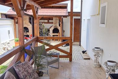 Vand /schimb casa P+M zona Zavoi - 10