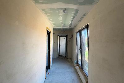 Casă spațioasă 4 dormitoare + teren 648 mp, stradă asfaltată - 4