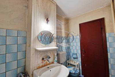 Apartament cu potential, orientare sud-est, 2 balcoane, zona Parang - 12