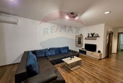 Apartament de lux cu 3 camere si loc de parcare in Gradiste - 1