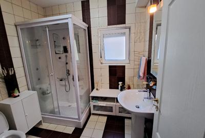 1 Decembrie-vila de vanzare, p+1, teren 830 mp, util 175 mp, 2 terase, foisor - 13
