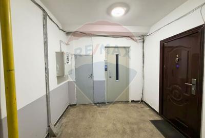 Apartament 2 camere de vanzare Faleza Tulcea/ Balcon 14mp / Investitie - 12
