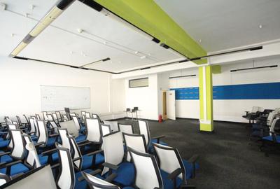 Spatii birouri/servicii - 54