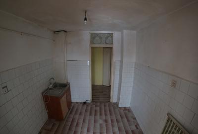 Oportunitate de Investiție: Apartament cu Două Camere decomandat - 10