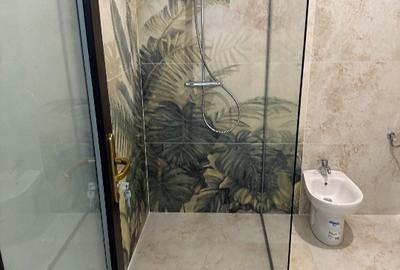 Apartament 5 Camere + Curte Proprie  , Metrou Crangasi Direct Proprietar - 4