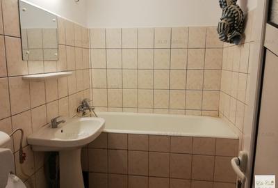 2 camere, decomandate, Nicolina, etaj 1/4 - 4