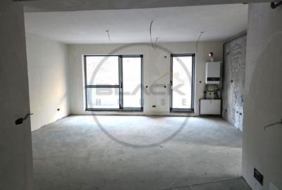 Apartament cu 3 camere semidecomandat în Zorilor