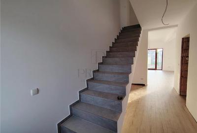 Duplex spatios la asfalt - toate utilitatile - personalizare interioara - 4