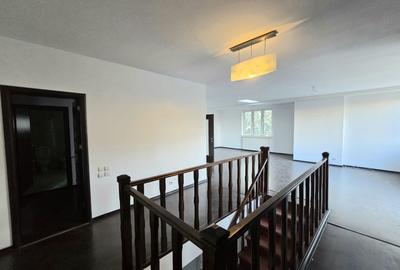 Vanzare duplex, Intrarea Episcopul Radu Nr 9 - 22