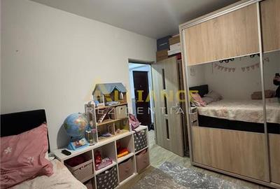 Garsonieră decomandată, mobilată în Berceni