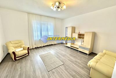 Casa 3 camere in Alba Iulia Zona CENTRU cu 900 mp teren utilitati si la asfalt - 16