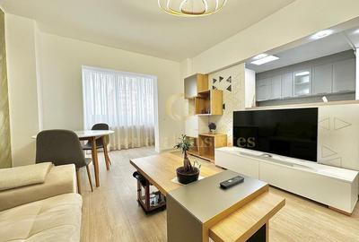 Apartament cu 3 camere decomandat în Astra