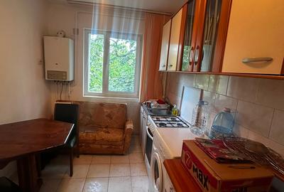Apartament cu 2 camere semidecomandat în Tătărași