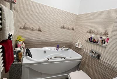 Apartament modern cu 3 camere și terasă, (optional  3 locuri parcare) -190.000 € - 11