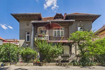 Apartament cu 2 camere semidecomandat, mobilat în Kiseleff