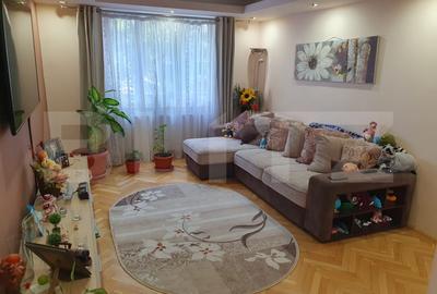 Apartament cu 3 camere decomandat, mobilat în Calea București
