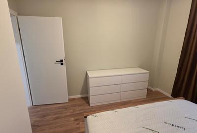 Închiriez apartament 3 camere în bloc nou - 9