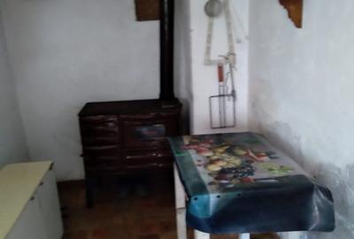 Casa in Zarnesti, constructie din caramida D+P si anexa, teren 569 mp - 12