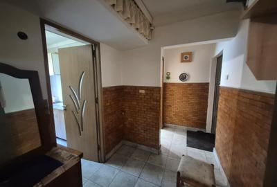 3 Camere - Etaj 2 intermediar - Pacurari - Zona Lukoil / UniCredit - 200m de statiile CTP - 10