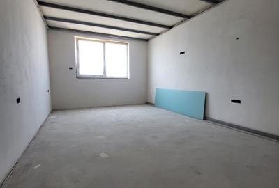 4 camere tip penthousse ,etaj 3,lift,bloc nou Kaufland - 12