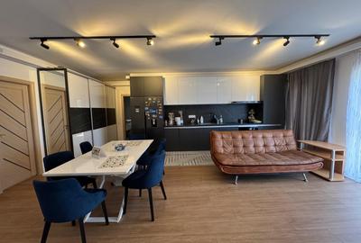 Apartament cu 3 camere decomandat, mobilat în Florești