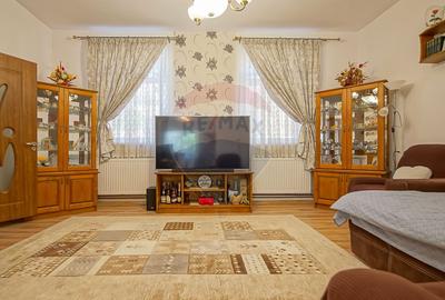 Proprietate rară în centrul Râșnovului, cu spațiu comercial - 25