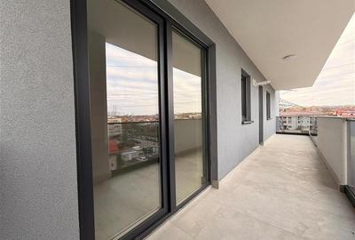 Apartament cu 3 camere, 2 bai Bloc nou Nicolina, et. intermediar - 17