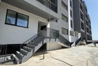 Apartament cu 2 camere decomandat în Theodor Pallady